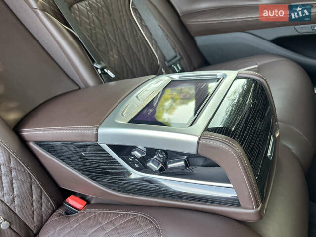 Черный БМВ 7 Серия, объемом двигателя 6.59 л и пробегом 42 тыс. км за 91500 $, фото 51 на Automoto.ua