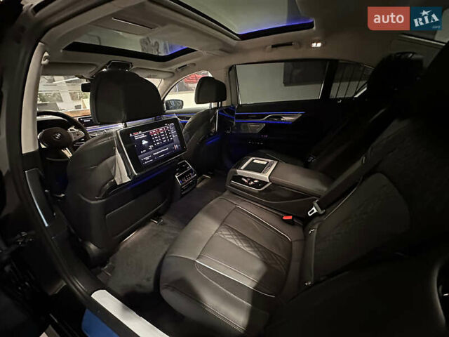 Черный БМВ 7 Серия, объемом двигателя 4.39 л и пробегом 1 тыс. км за 145000 $, фото 14 на Automoto.ua