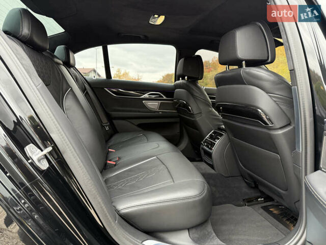 Черный БМВ 7 Серия, объемом двигателя 2.99 л и пробегом 48 тыс. км за 77600 $, фото 29 на Automoto.ua