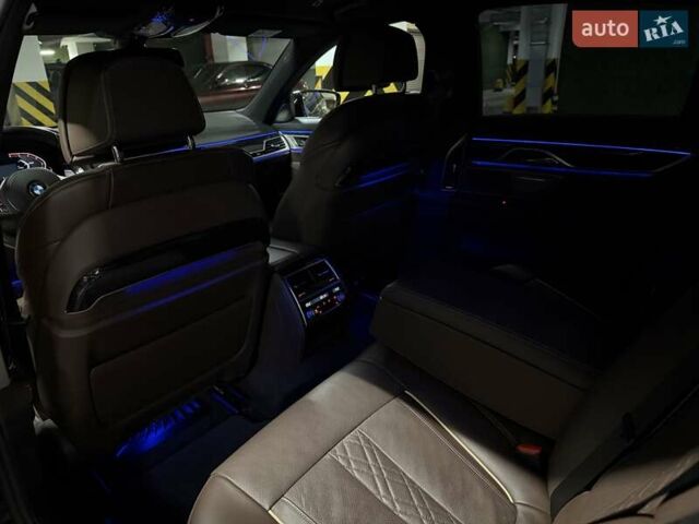 Чорний БМВ 7 Серія, об'ємом двигуна 2.99 л та пробігом 29 тис. км за 83900 $, фото 53 на Automoto.ua