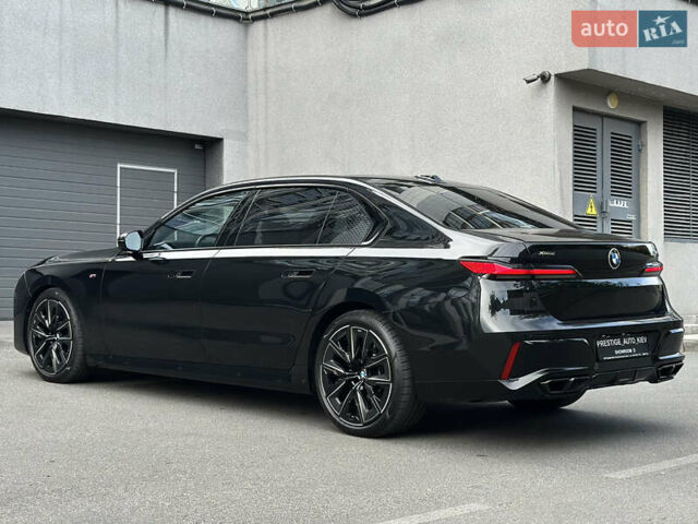 Черный БМВ 7 Серия, объемом двигателя 4.39 л и пробегом 50 тыс. км за 155000 $, фото 21 на Automoto.ua