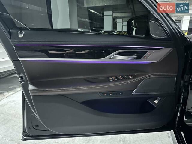Черный БМВ 7 Серия, объемом двигателя 2.99 л и пробегом 15 тыс. км за 89000 $, фото 24 на Automoto.ua