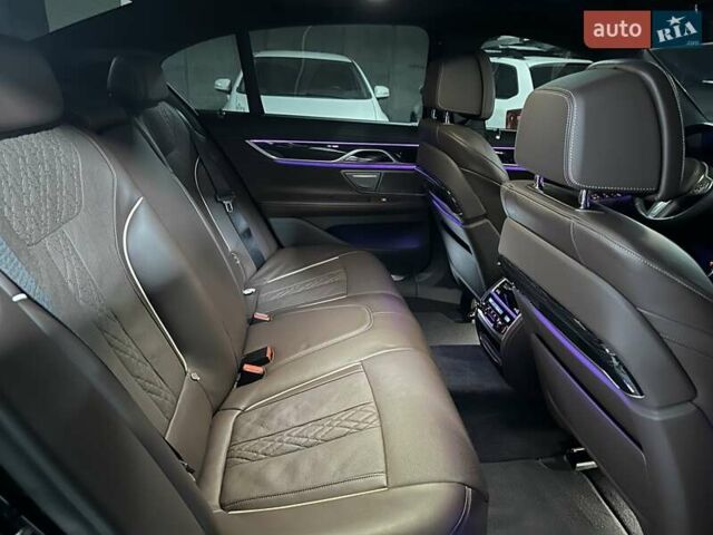 Черный БМВ 7 Серия, объемом двигателя 2.99 л и пробегом 15 тыс. км за 89000 $, фото 39 на Automoto.ua
