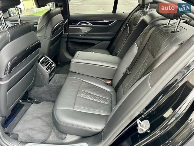 Чорний БМВ 7 Серія, об'ємом двигуна 2.99 л та пробігом 69 тис. км за 74800 $, фото 81 на Automoto.ua