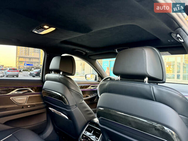 Чорний БМВ 7 Серія, об'ємом двигуна 2.99 л та пробігом 50 тис. км за 82000 $, фото 14 на Automoto.ua