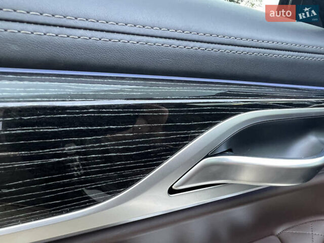 Черный БМВ 7 Серия, объемом двигателя 6.59 л и пробегом 42 тыс. км за 91500 $, фото 53 на Automoto.ua