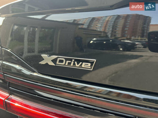 Черный БМВ 7 Серия, объемом двигателя 6.59 л и пробегом 42 тыс. км за 91500 $, фото 11 на Automoto.ua