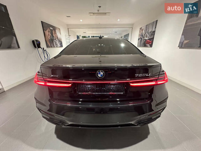 Черный БМВ 7 Серия, объемом двигателя 4.39 л и пробегом 1 тыс. км за 145000 $, фото 6 на Automoto.ua