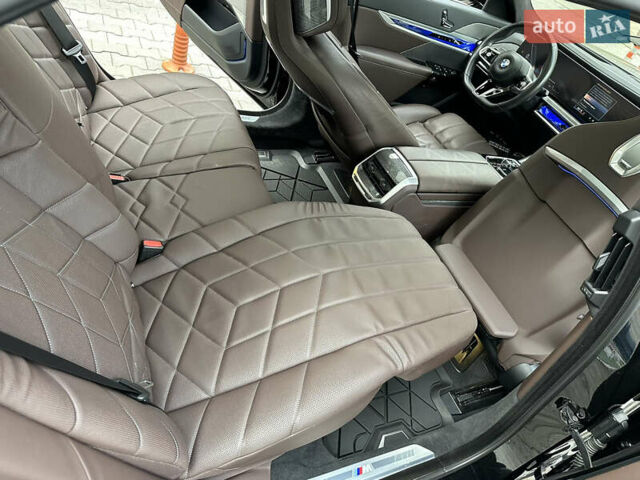 Черный БМВ 7 Серия, объемом двигателя 4.39 л и пробегом 50 тыс. км за 153000 $, фото 54 на Automoto.ua