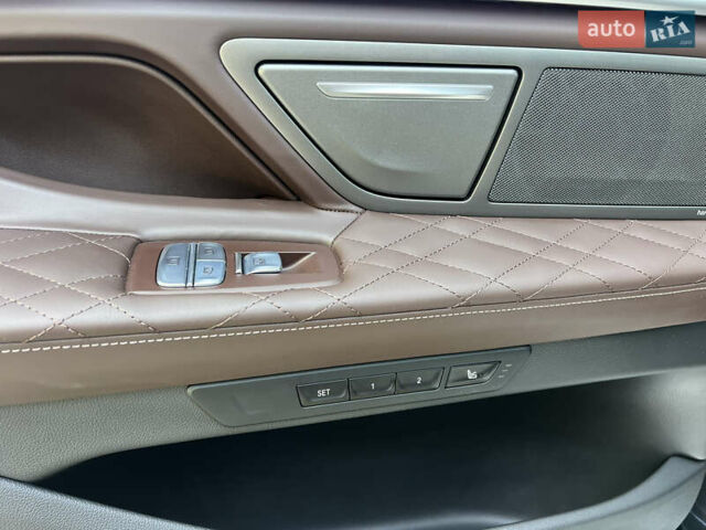 Черный БМВ 7 Серия, объемом двигателя 6.59 л и пробегом 42 тыс. км за 91500 $, фото 27 на Automoto.ua