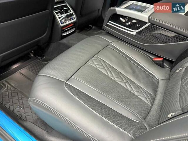 Черный БМВ 7 Серия, объемом двигателя 3 л и пробегом 110 тыс. км за 79999 $, фото 60 на Automoto.ua