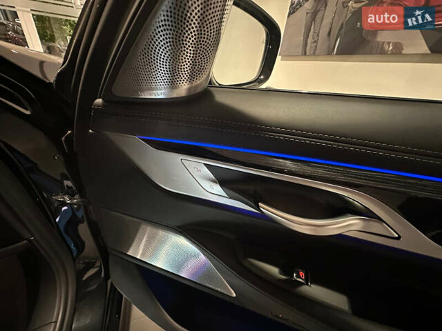 Черный БМВ 7 Серия, объемом двигателя 4.39 л и пробегом 1 тыс. км за 145000 $, фото 33 на Automoto.ua