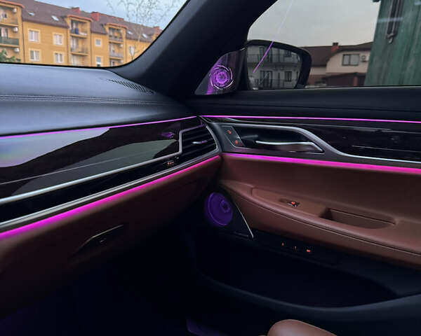 Чорний БМВ 7 Серія, об'ємом двигуна 2.99 л та пробігом 47 тис. км за 84000 $, фото 99 на Automoto.ua