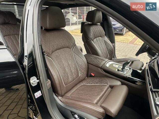Чорний БМВ 7 Серія, об'ємом двигуна 2.99 л та пробігом 19 тис. км за 91700 $, фото 58 на Automoto.ua