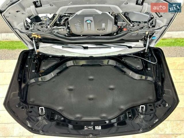 Чорний БМВ 7 Серія, об'ємом двигуна 2.99 л та пробігом 69 тис. км за 74800 $, фото 48 на Automoto.ua