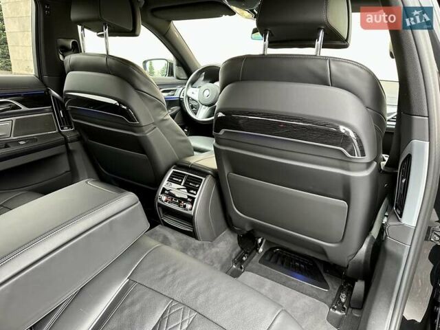 Чорний БМВ 7 Серія, об'ємом двигуна 2.99 л та пробігом 69 тис. км за 74800 $, фото 89 на Automoto.ua