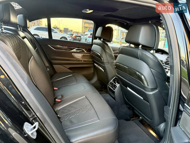 Чорний БМВ 7 Серія, об'ємом двигуна 2.99 л та пробігом 50 тис. км за 82000 $, фото 16 на Automoto.ua