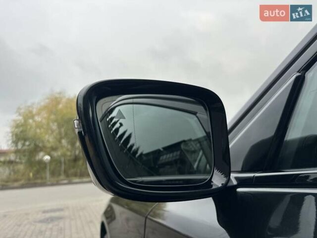Чорний БМВ 7 Серія, об'ємом двигуна 2.99 л та пробігом 19 тис. км за 91700 $, фото 45 на Automoto.ua