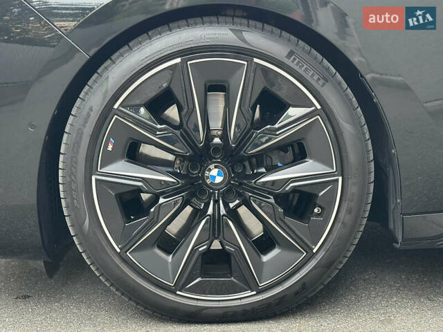 Черный БМВ 7 Серия, объемом двигателя 4.39 л и пробегом 50 тыс. км за 153000 $, фото 33 на Automoto.ua