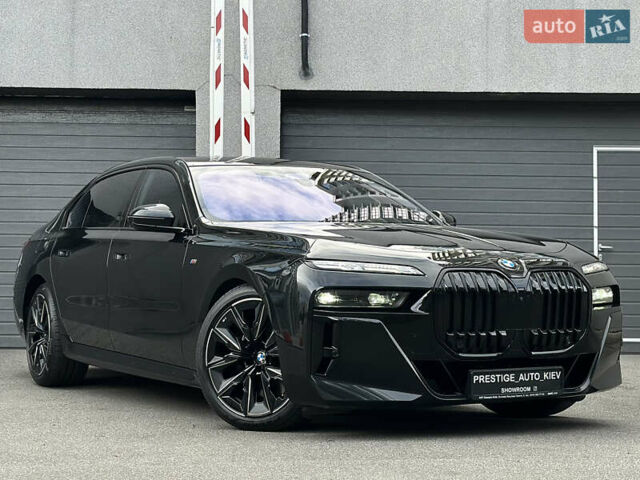 Черный БМВ 7 Серия, объемом двигателя 4.39 л и пробегом 50 тыс. км за 155000 $, фото 2 на Automoto.ua