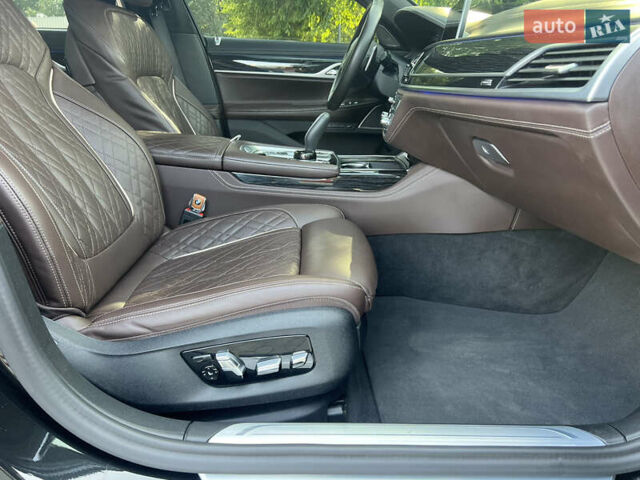 Черный БМВ 7 Серия, объемом двигателя 6.59 л и пробегом 42 тыс. км за 91500 $, фото 36 на Automoto.ua