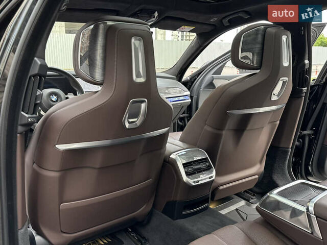 Черный БМВ 7 Серия, объемом двигателя 4.39 л и пробегом 50 тыс. км за 155000 $, фото 43 на Automoto.ua