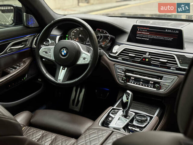 Черный БМВ 7 Серия, объемом двигателя 6.59 л и пробегом 95 тыс. км за 75000 $, фото 24 на Automoto.ua
