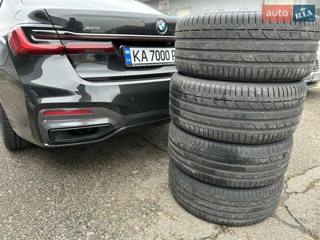 Чорний БМВ 7 Серія, об'ємом двигуна 2.99 л та пробігом 69 тис. км за 74800 $, фото 99 на Automoto.ua
