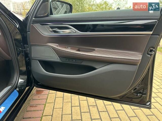 Чорний БМВ 7 Серія, об'ємом двигуна 2.99 л та пробігом 19 тис. км за 91700 $, фото 80 на Automoto.ua