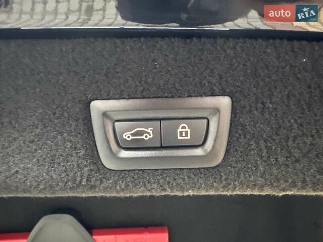 Чорний БМВ 7 Серія, об'ємом двигуна 2.99 л та пробігом 19 тис. км за 91700 $, фото 105 на Automoto.ua