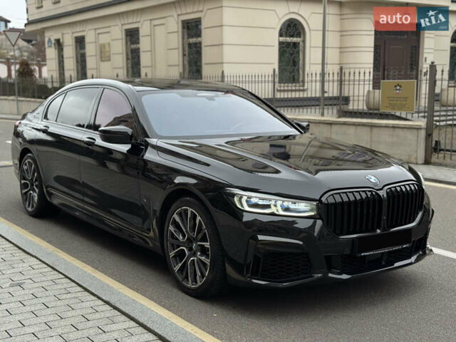 Черный БМВ 7 Серия, объемом двигателя 6.59 л и пробегом 95 тыс. км за 75000 $, фото 1 на Automoto.ua