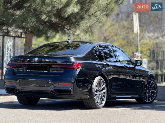 Чорний БМВ 7 Серія, об'ємом двигуна 2 л та пробігом 58 тис. км за 59999 $, фото 5 на Automoto.ua