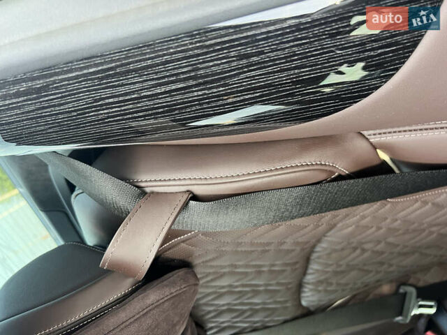 Черный БМВ 7 Серия, объемом двигателя 6.59 л и пробегом 42 тыс. км за 91500 $, фото 34 на Automoto.ua