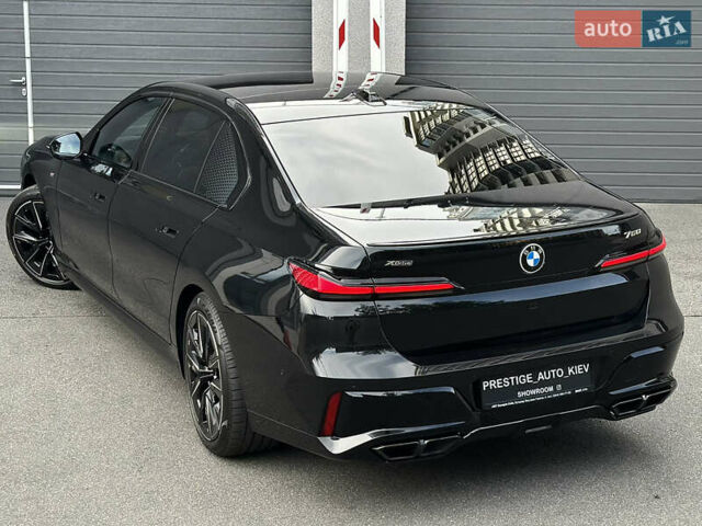 Черный БМВ 7 Серия, объемом двигателя 4.39 л и пробегом 50 тыс. км за 153000 $, фото 28 на Automoto.ua