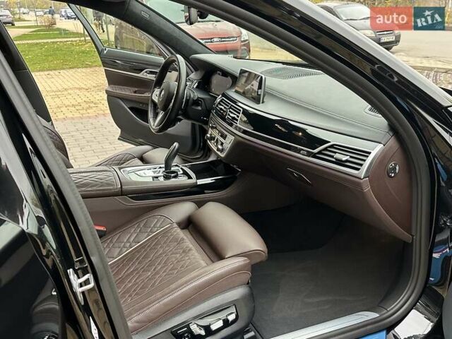 Чорний БМВ 7 Серія, об'ємом двигуна 2.99 л та пробігом 19 тис. км за 91700 $, фото 57 на Automoto.ua