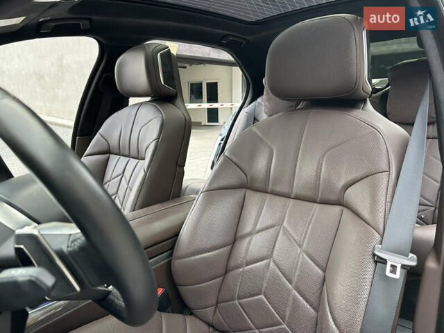 Черный БМВ 7 Серия, объемом двигателя 4.39 л и пробегом 50 тыс. км за 153000 $, фото 40 на Automoto.ua