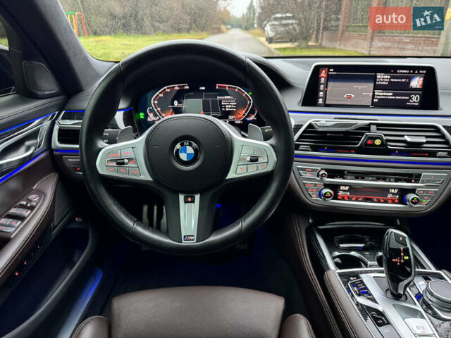 Черный БМВ 7 Серия, объемом двигателя 2.99 л и пробегом 22 тыс. км за 83900 $, фото 13 на Automoto.ua