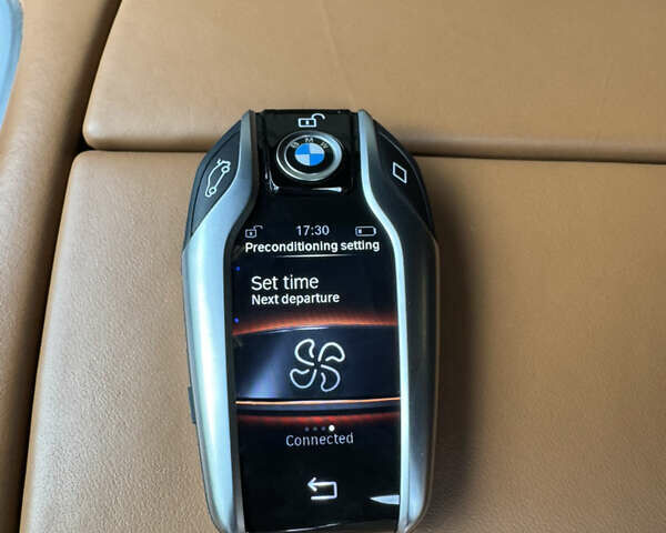 Чорний БМВ 7 Серія, об'ємом двигуна 2.99 л та пробігом 47 тис. км за 84000 $, фото 98 на Automoto.ua