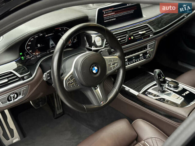 Черный БМВ 7 Серия, объемом двигателя 6.59 л и пробегом 95 тыс. км за 75000 $, фото 19 на Automoto.ua