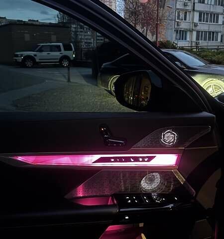 Черный БМВ 7 Серия, объемом двигателя 4.39 л и пробегом 35 тыс. км за 129999 $, фото 17 на Automoto.ua