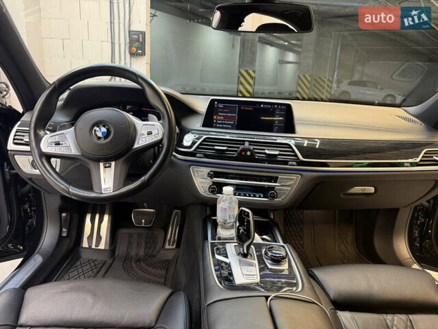 Чорний БМВ 7 Серія, об'ємом двигуна 2.99 л та пробігом 66 тис. км за 81000 $, фото 5 на Automoto.ua