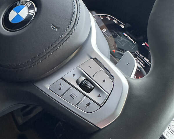 Черный БМВ 7 Серия, объемом двигателя 6.59 л и пробегом 45 тыс. км за 82500 $, фото 44 на Automoto.ua