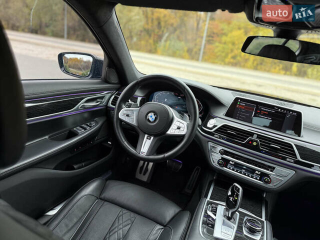 Черный БМВ 7 Серия, объемом двигателя 2.99 л и пробегом 48 тыс. км за 77600 $, фото 12 на Automoto.ua