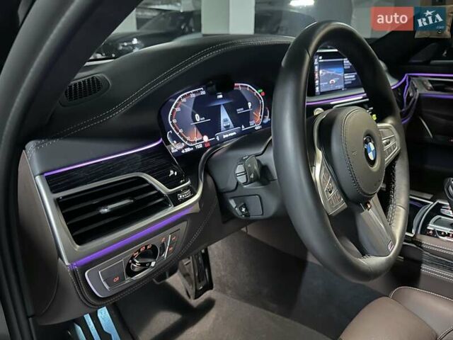 Черный БМВ 7 Серия, объемом двигателя 2.99 л и пробегом 15 тыс. км за 89000 $, фото 30 на Automoto.ua