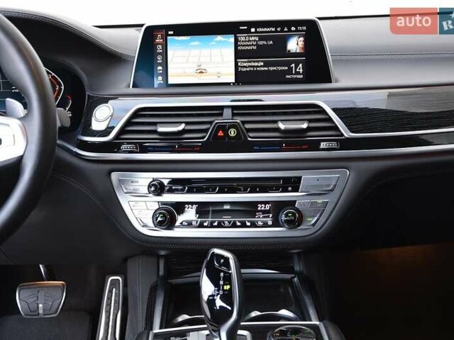 Чорний БМВ 7 Серія, об'ємом двигуна 3 л та пробігом 28 тис. км за 85000 $, фото 6 на Automoto.ua