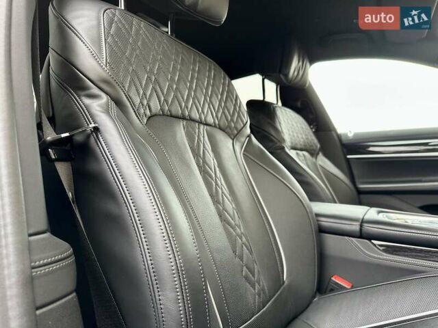 Чорний БМВ 7 Серія, об'ємом двигуна 2.99 л та пробігом 69 тис. км за 74800 $, фото 95 на Automoto.ua