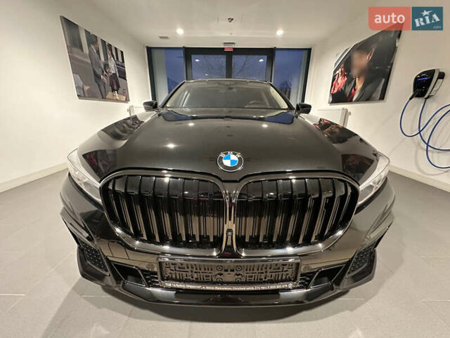 Черный БМВ 7 Серия, объемом двигателя 4.39 л и пробегом 1 тыс. км за 145000 $, фото 4 на Automoto.ua