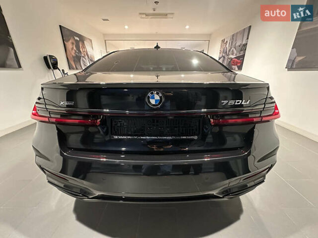 Черный БМВ 7 Серия, объемом двигателя 4.39 л и пробегом 1 тыс. км за 145000 $, фото 10 на Automoto.ua