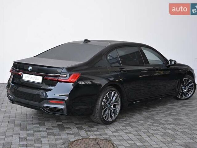 Чорний БМВ 7 Серія, об'ємом двигуна 3 л та пробігом 28 тис. км за 85000 $, фото 2 на Automoto.ua