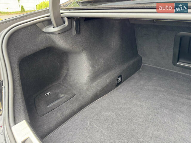 Чорний БМВ 7 Серія, об'ємом двигуна 2.99 л та пробігом 47 тис. км за 84000 $, фото 103 на Automoto.ua